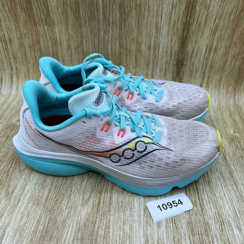 Saucony Kinvara 16 Running Shoes Women's Size 9 White Blue Mesh S11020-130